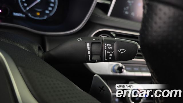 Genesis G70 2020 — photo 30