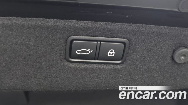 Genesis G70 2020 — photo 31