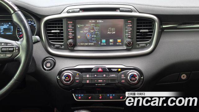 Kia Sorento 2016 — photo 20