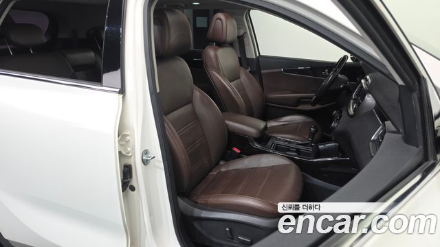 Kia Sorento 2016 — photo 16
