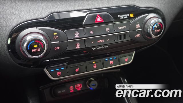 Kia Sorento 2016 — photo 32