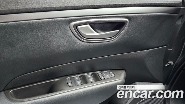 Renault Korea SM6 2020 — photo 22