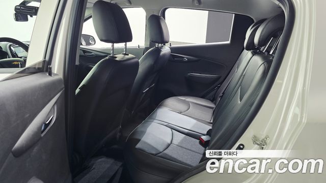 Chevrolet Korea Spark 2018 — photo 23