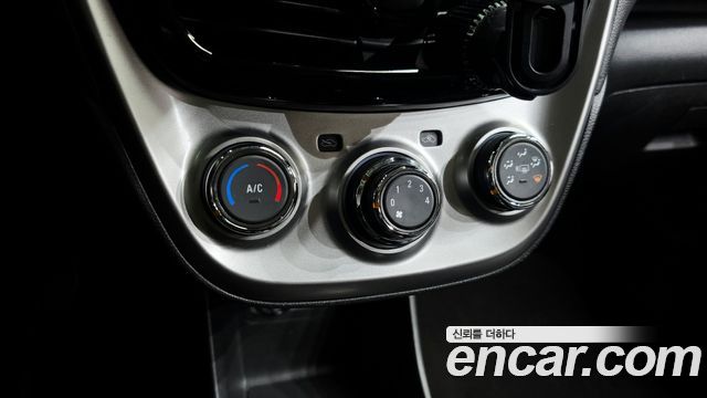 Chevrolet Korea Spark 2018 — photo 25