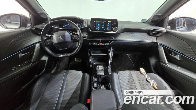 Peugeot 208 2022 — photo 10