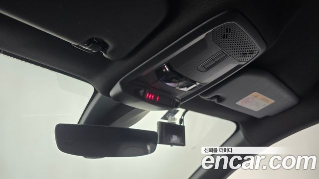 Peugeot 208 2022 — photo 23