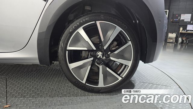 Peugeot 208 2022 — photo 7