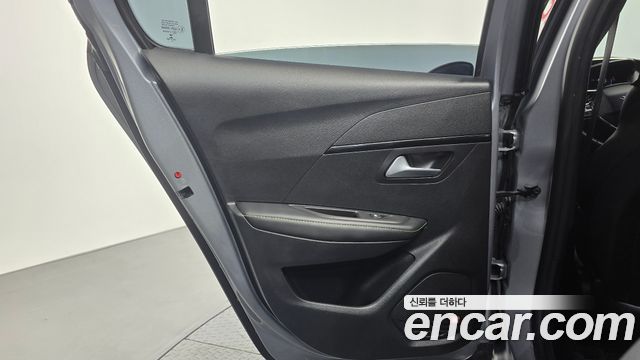 Peugeot 208 2022 — photo 15