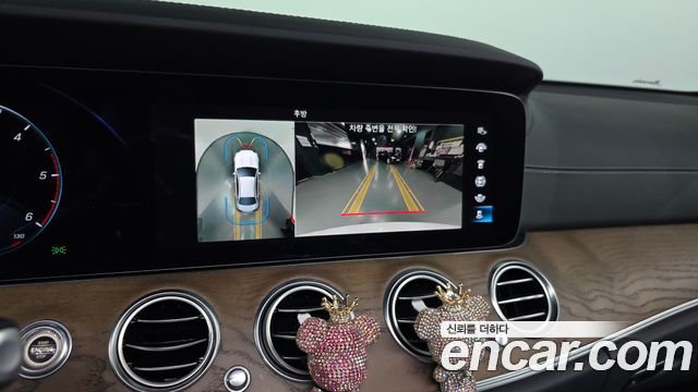 Mercedes-Benz E-Class 2021 — photo 21