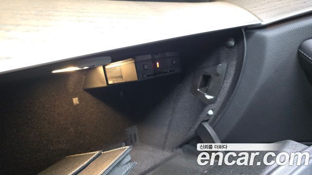 Mercedes-Benz E-Class 2021 — photo 37