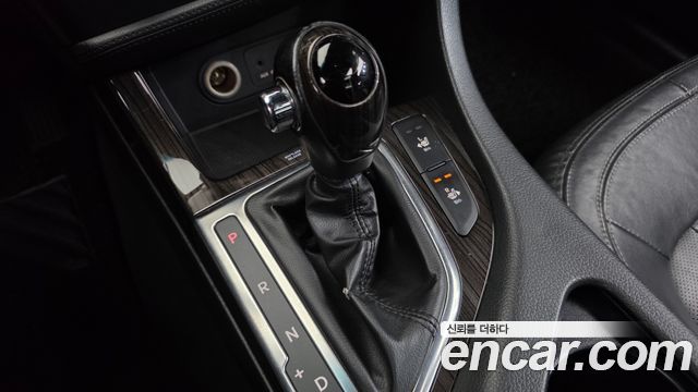 Kia K5 2011 — photo 9