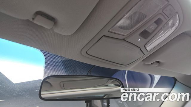 Kia K5 2011 — photo 19