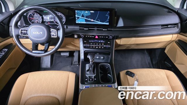 Kia Canival 2023 — photo 7