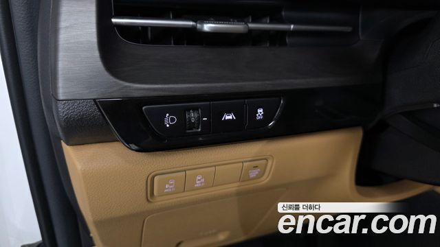 Kia Canival 2023 — photo 12