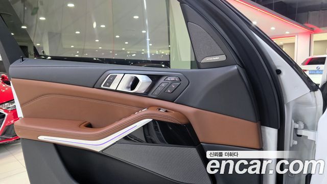 BMW X7 2024 — photo 12