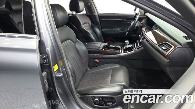 Genesis EQ900 2016 — photo 17