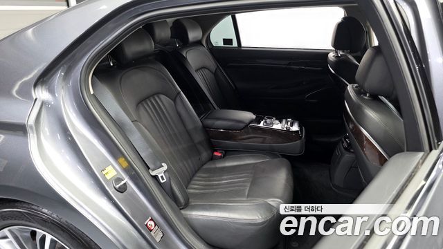 Genesis EQ900 2016 — photo 18