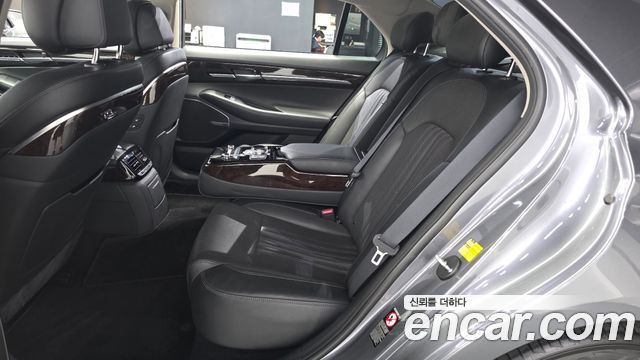 Genesis EQ900 2016 — photo 16