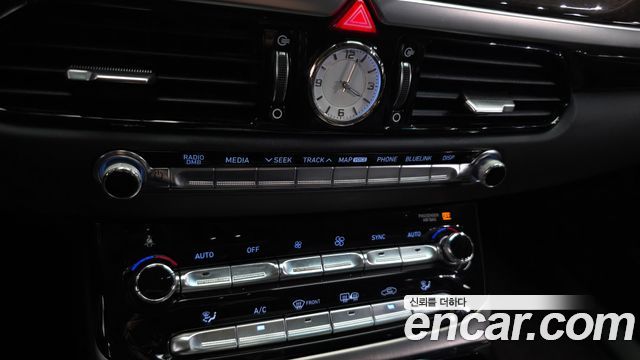 Genesis EQ900 2016 — photo 34