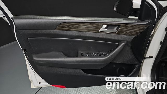 Hyundai Sonata 2015 — photo 14