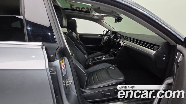 Volkswagen Arteon 2019 — photo 10