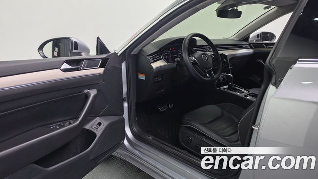 Volkswagen Arteon 2019 — photo 12