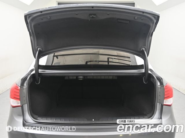 Hyundai i40 2014 — photo 19