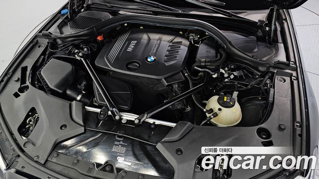 BMW 5-Series 2018 — photo 6