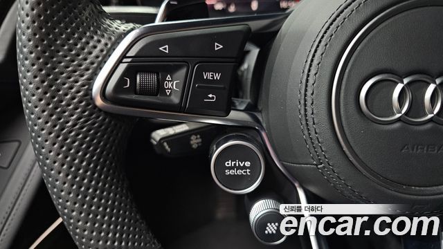 Audi R8 2021 — photo 26