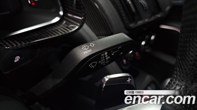 Audi R8 2021 — photo 29