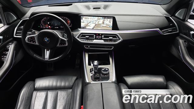 BMW X5 2021 — photo 10