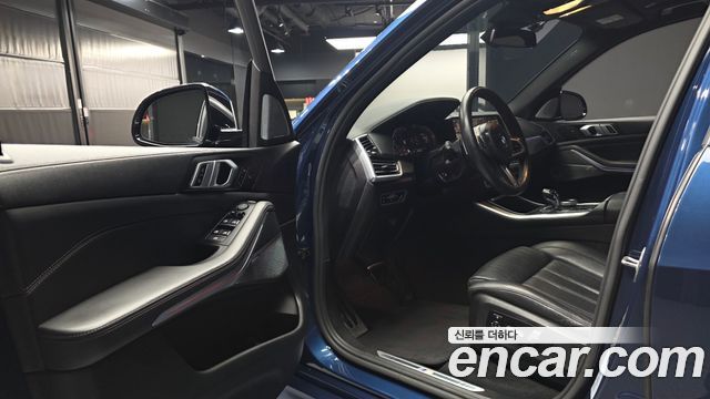 BMW X5 2021 — photo 13