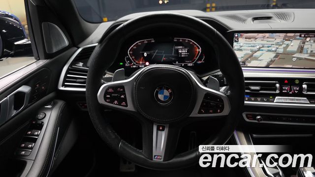 BMW X5 2021 — photo 19