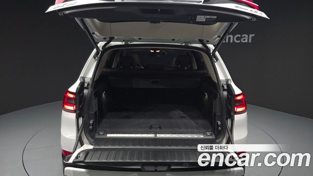 BMW X5 2021 — photo 26