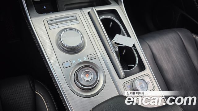 Genesis GV80 2023 — photo 9