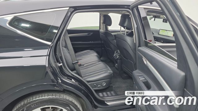 Genesis GV80 2023 — photo 11
