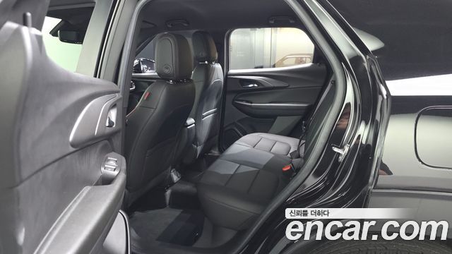 Chevrolet Korea Trailblazer 2023 — photo 16