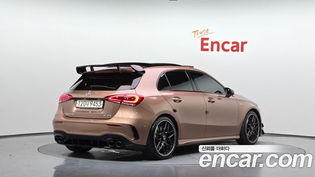 Mercedes-Benz A-Class 2023 — photo 2