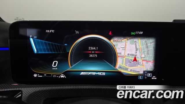 Mercedes-Benz A-Class 2023 — photo 8