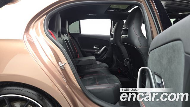 Mercedes-Benz A-Class 2023 — photo 12