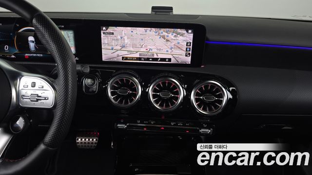 Mercedes-Benz A-Class 2023 — photo 14