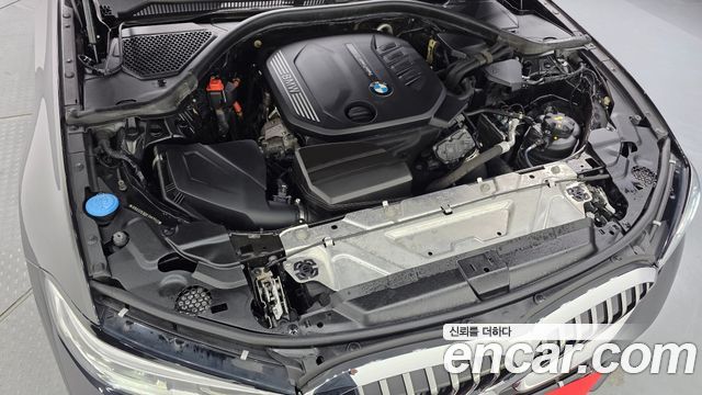BMW 3-Series 2020 — photo 6