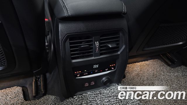 BMW 3-Series 2020 — photo 18