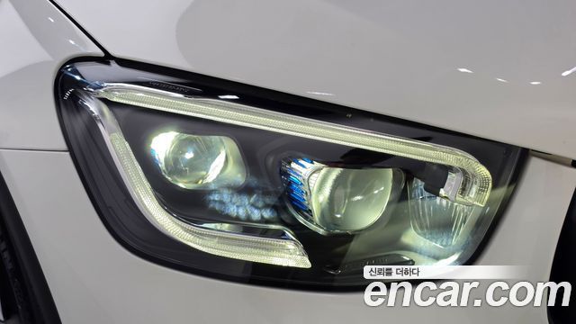 Mercedes-Benz GLC-Class 2021 — photo 8