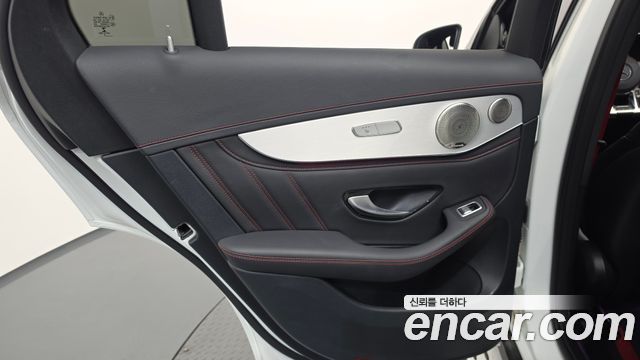 Mercedes-Benz GLC-Class 2021 — photo 15
