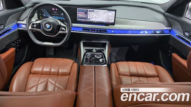 BMW 7-Series 2023 — photo 10