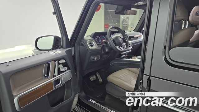 Mercedes-Benz G-Class 2026 — photo 13