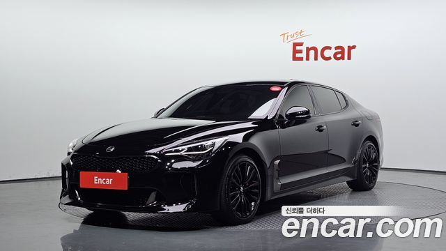 Kia Stinger 2018 — photo 1
