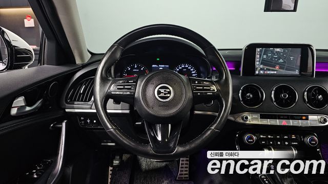 Kia Stinger 2018 — photo 12