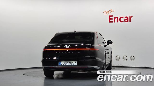 Hyundai Grandeur 2023 — photo 4